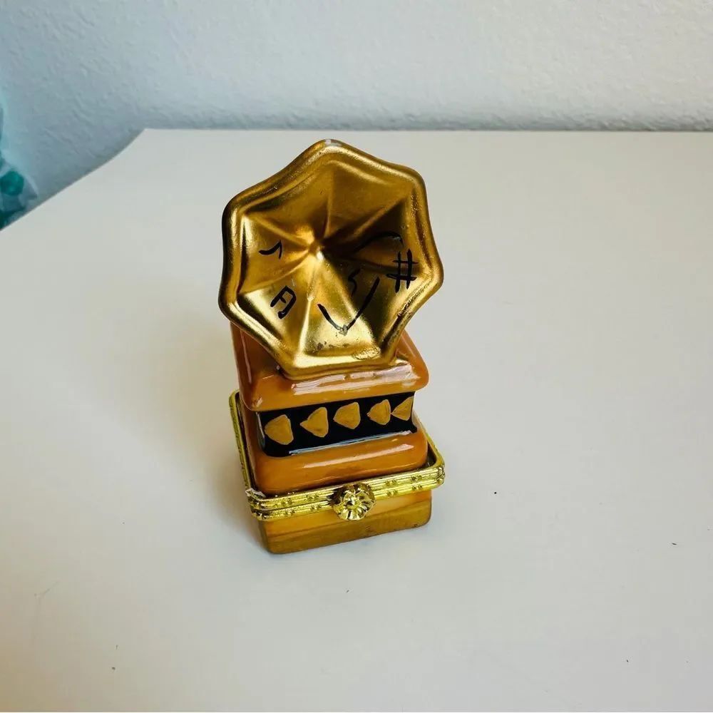 Victrola Record‎ Player Trinket Box